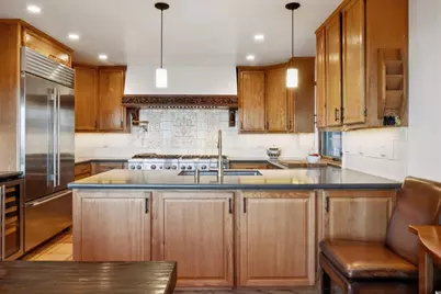 25200 Loma Prieta Ave, Los Gatos, CA 95033 - Photo 11