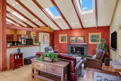 382 Spruce Ave, Pacific Grove, CA 93950 - Photo 1