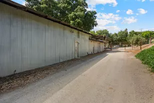 804 Comstock Rd, Hollister, CA 95023 - Photo 35