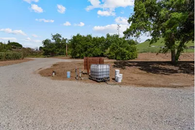 804 Comstock Rd, Hollister, CA 95023 - Photo 29