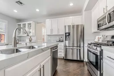 1586 Arrigotti Ln, Tracy, CA 95377 - Photo 13