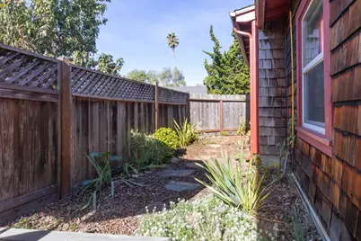 1122 Seabright Ave, Santa Cruz, CA 95062 - Photo 25
