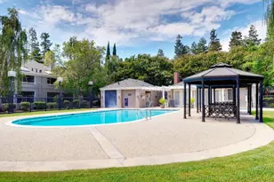 1735 Parkview Green Cir, San Jose, CA 95131 - Photo 47