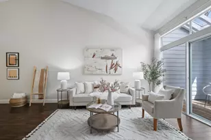 1735 Parkview Green Cir, San Jose, CA 95131 - Photo 9