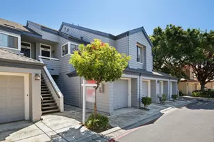 1735 Parkview Green Cir, San Jose, CA 95131 - Photo 39