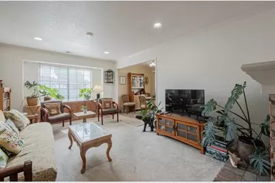 1051 Riker St 7, Salinas, CA 93901 - Photo 5