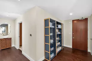 38 N Almaden Blvd 2001, San Jose, CA 95110 - Photo 41