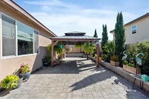 2141 Wildflower Dr, Hollister, CA 95023 - Photo 27