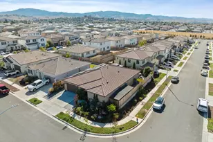 2141 Wildflower Dr, Hollister, CA 95023 - Photo 39