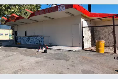 5325 San Pablo Ave, Oakland, CA 94608 - Photo 1