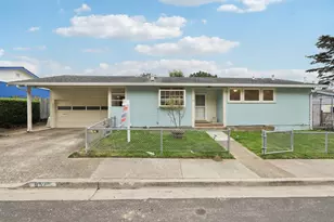 952 Alta Vista Dr, Pacifica, CA 94044 - Photo 1