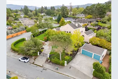 1531 Wedgewood Dr, Hillsborough, CA 94010 - Photo 1