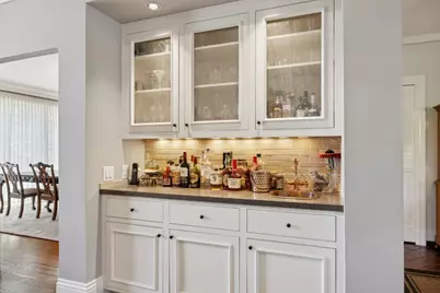 2301 Easton Dr, Burlingame, CA 94010 - Photo 21