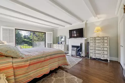 2301 Easton Dr, Burlingame, CA 94010 - Photo 41