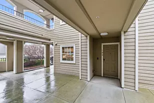 852 Diablo Ave 104, Novato, CA 94947 - Photo 1