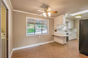 23492 Sunset Dr, Los Gatos, CA 95033 - Photo 13