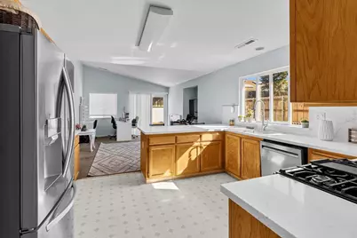 715 Skinner St, Soledad, CA 93960 - Photo 11