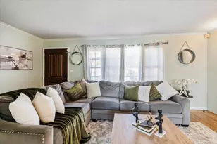 9401 Castlewood St, Oakland, CA 94605 - Photo 5