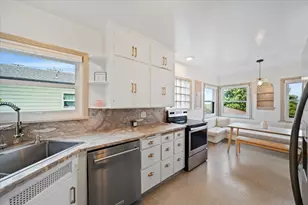 1901 Chestnut St, Redding, CA 96001 - Photo 11