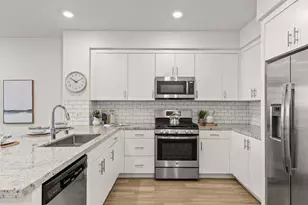 5925 Charlotte Dr 212, San Jose, CA 95123 - Photo 3