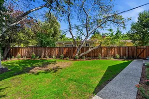 2331 Carmel Dr, Palo Alto, CA 94303 - Photo 91
