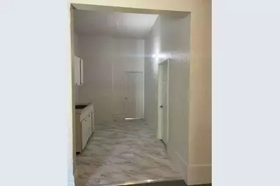 111 W Poplar St, Stockton, CA 95202 - Photo 9