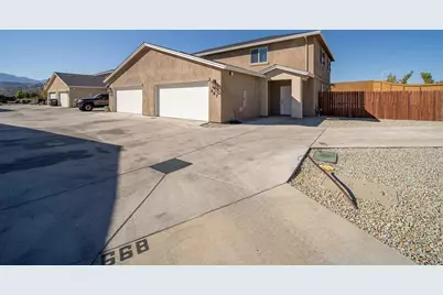 887 Congaree Ln, Redding, CA 96001 - Photo 1