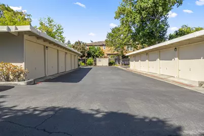 1229 Picasso Dr, Sunnyvale, CA 94087 - Photo 35