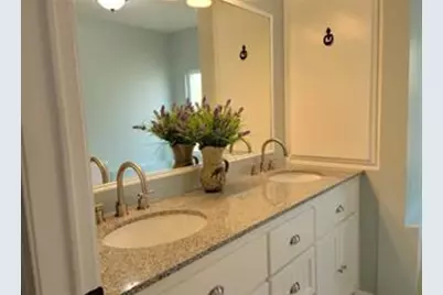 375 S Millpond Dr 375, San Jose, CA 95125 - Photo 5