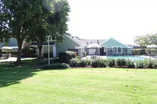 375 S Millpond Dr 375, San Jose, CA 95125 - Photo 9