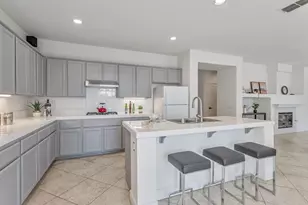 1048 Stillspring Dr, Vacaville, CA 95687 - Photo 9