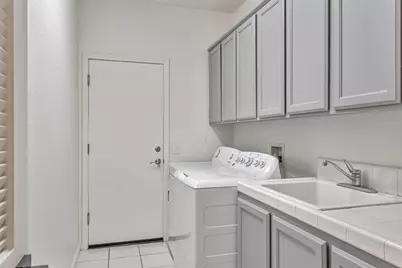 1048 Stillspring Dr, Vacaville, CA 95687 - Photo 41