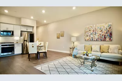 338 Llano De Los Robles Ave 3, San Jose, CA 95136 - Photo 1