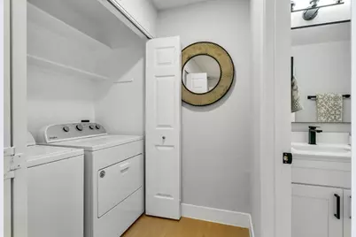 1704 Bevin Brook Dr, San Jose, CA 95112 - Photo 29