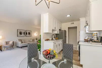 181 Del Medio Ave 307, Mountain View, CA 94040 - Photo 1