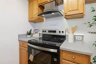 3241 Shadow Park Pl, San Jose, CA 95121 - Photo 9