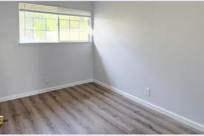 608 Balfour Dr, San Jose, CA 95111 - Photo 17