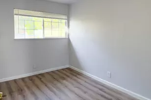 608 Balfour Dr, San Jose, CA 95111 - Photo 17