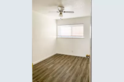 608 Balfour Dr, San Jose, CA 95111 - Photo 29