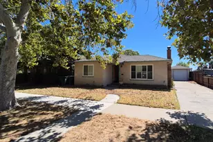 1032 9th St, Los Banos, CA 93635 - Photo 1