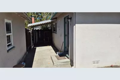 1032 9th St, Los Banos, CA 93635 - Photo 11