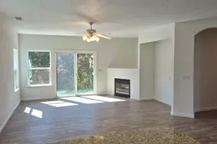 2913 Las Flores Cir, Los Banos, CA 93635 - Photo 3