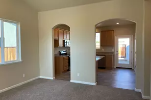 754 Livingston Ave, King City, CA 93930 - Photo 7