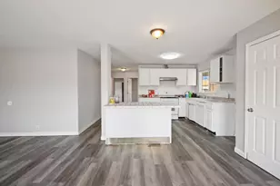 1 Appletree Ln 1, Hollister, CA 95023 - Photo 9