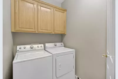 5817 Spring Flower Dr, Elk Grove, CA 95757 - Photo 39