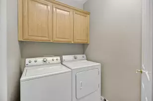 5817 Spring Flower Dr, Elk Grove, CA 95757 - Photo 39