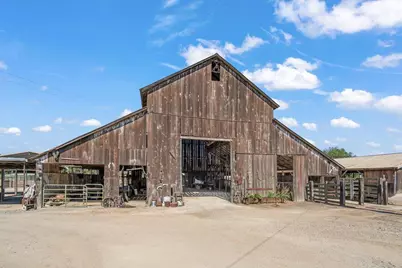 2675 Pacheco Pass Hwy, Gilroy, CA 95020 - Photo 35