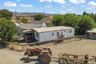 2675 Pacheco Pass Hwy, Gilroy, CA 95020 - Photo 23