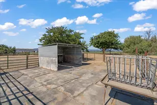 2675 Pacheco Pass Hwy, Gilroy, CA 95020 - Photo 43