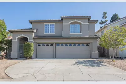 831 Cactus Ct, Salinas, CA 93905 - Photo 1